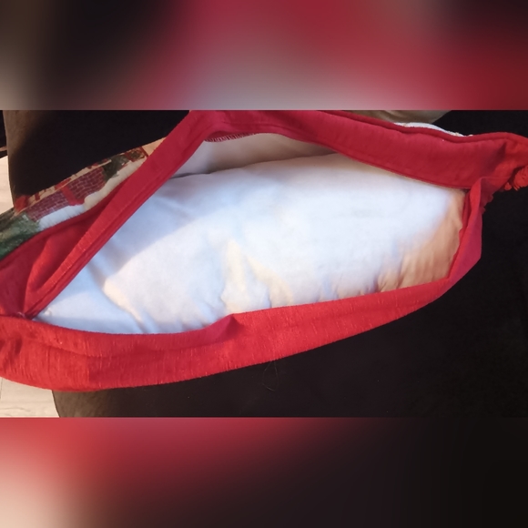 High quality embroidered christmas cushions - Picture 9 of 16